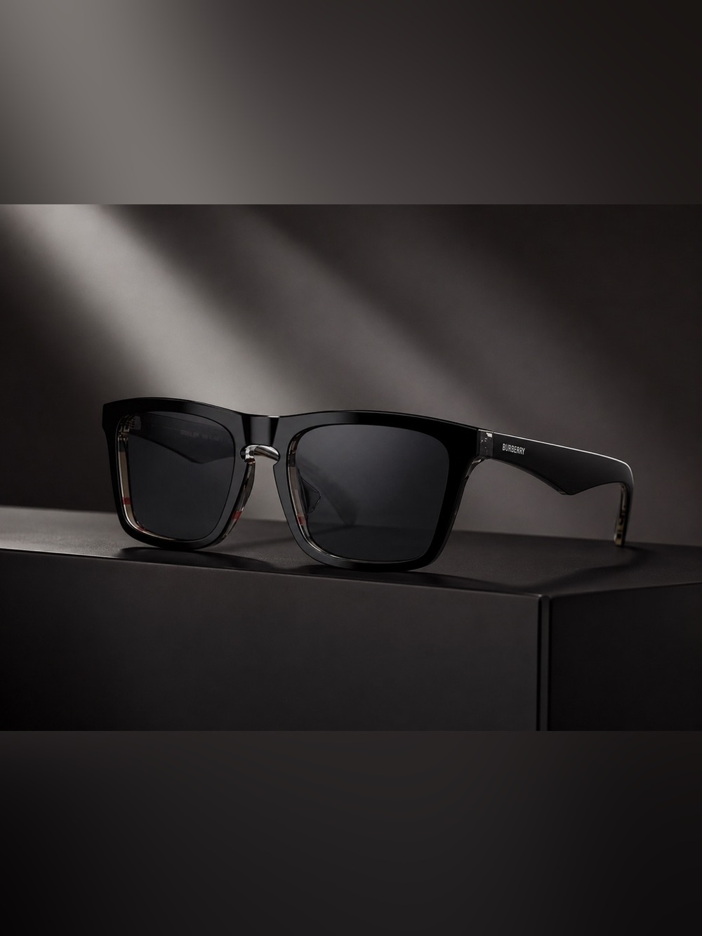 Burberry Black Rectangle Unisex Designer Sunglasses 57 Italy - Picture 5 of 17